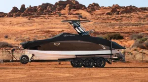 2020-2021 Cobalt R8B w/ EZ Arch (Folding) Mooring Cover