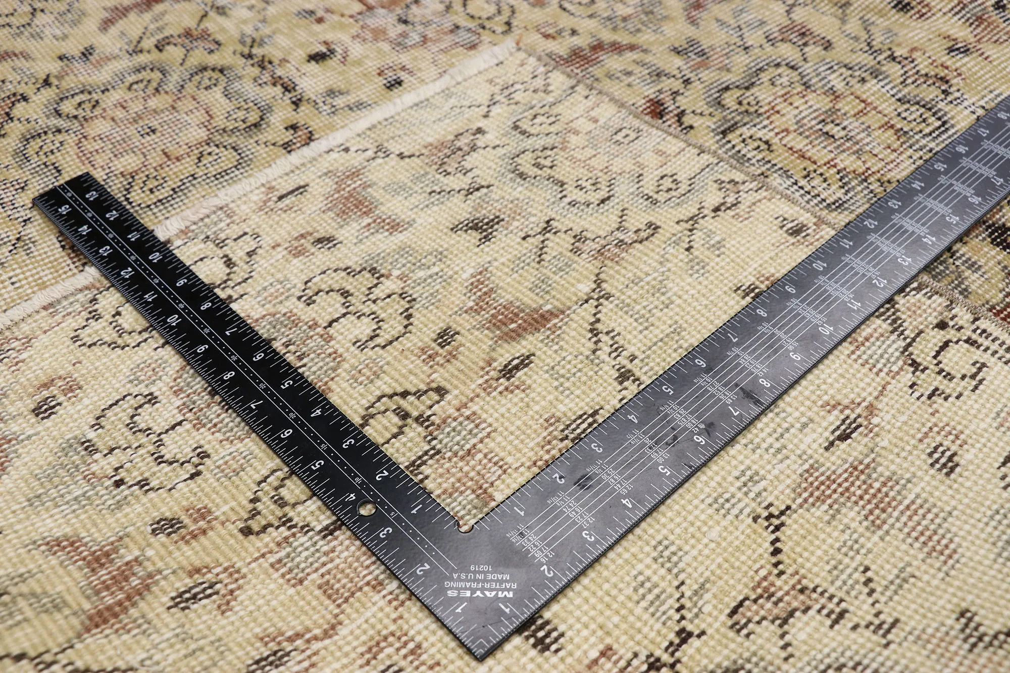 4 x 7 Vintage Sivas Rug 52590