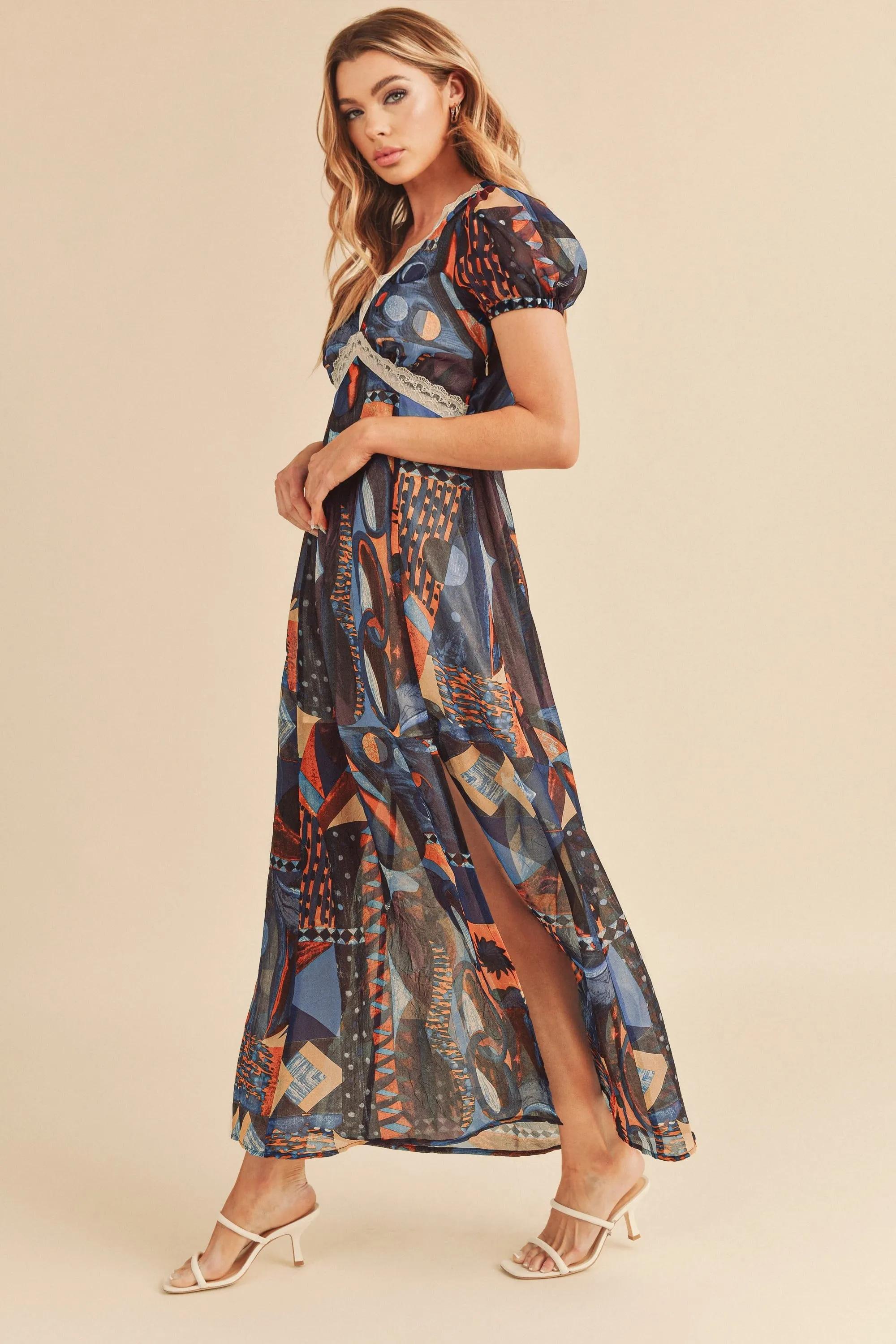 Aemi   Co Lace Detail Slit Geometric Print Short Sleeve Maxi Dress