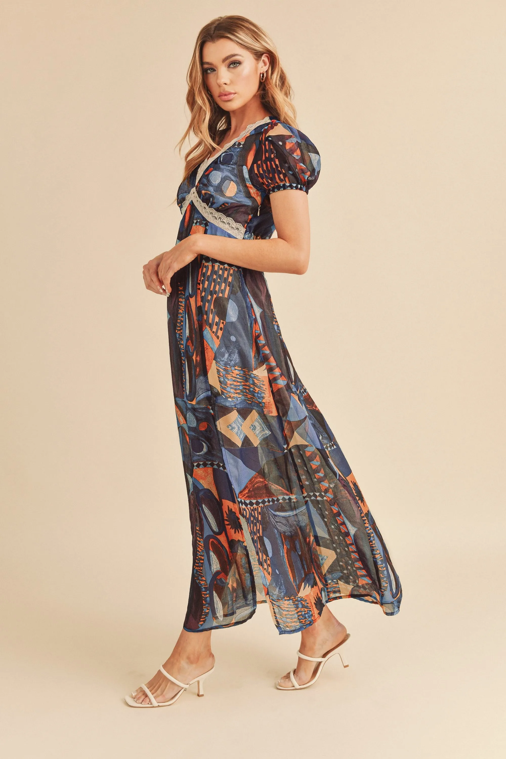 Aemi   Co Lace Detail Slit Geometric Print Short Sleeve Maxi Dress