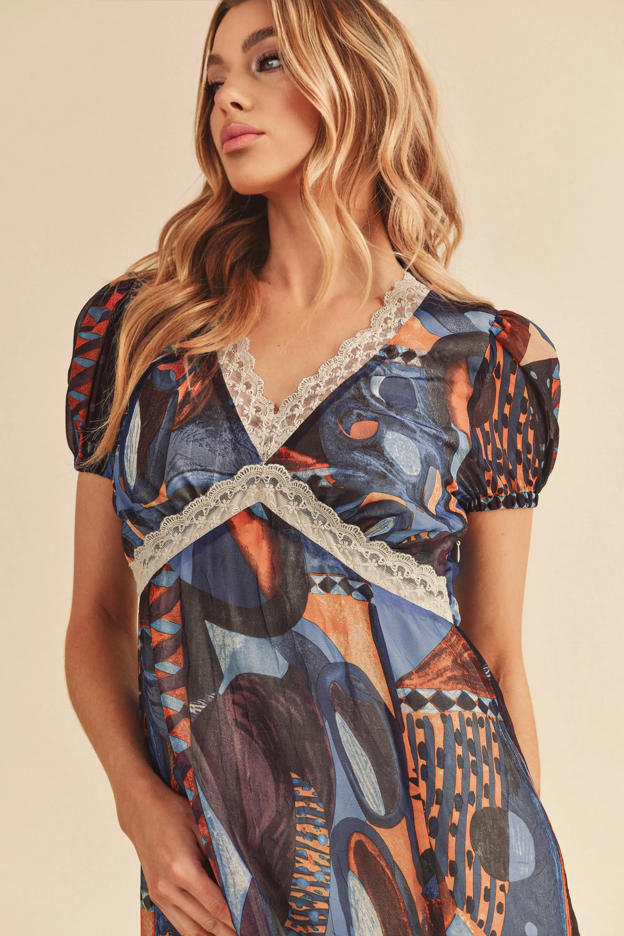 Aemi   Co Lace Detail Slit Geometric Print Short Sleeve Maxi Dress