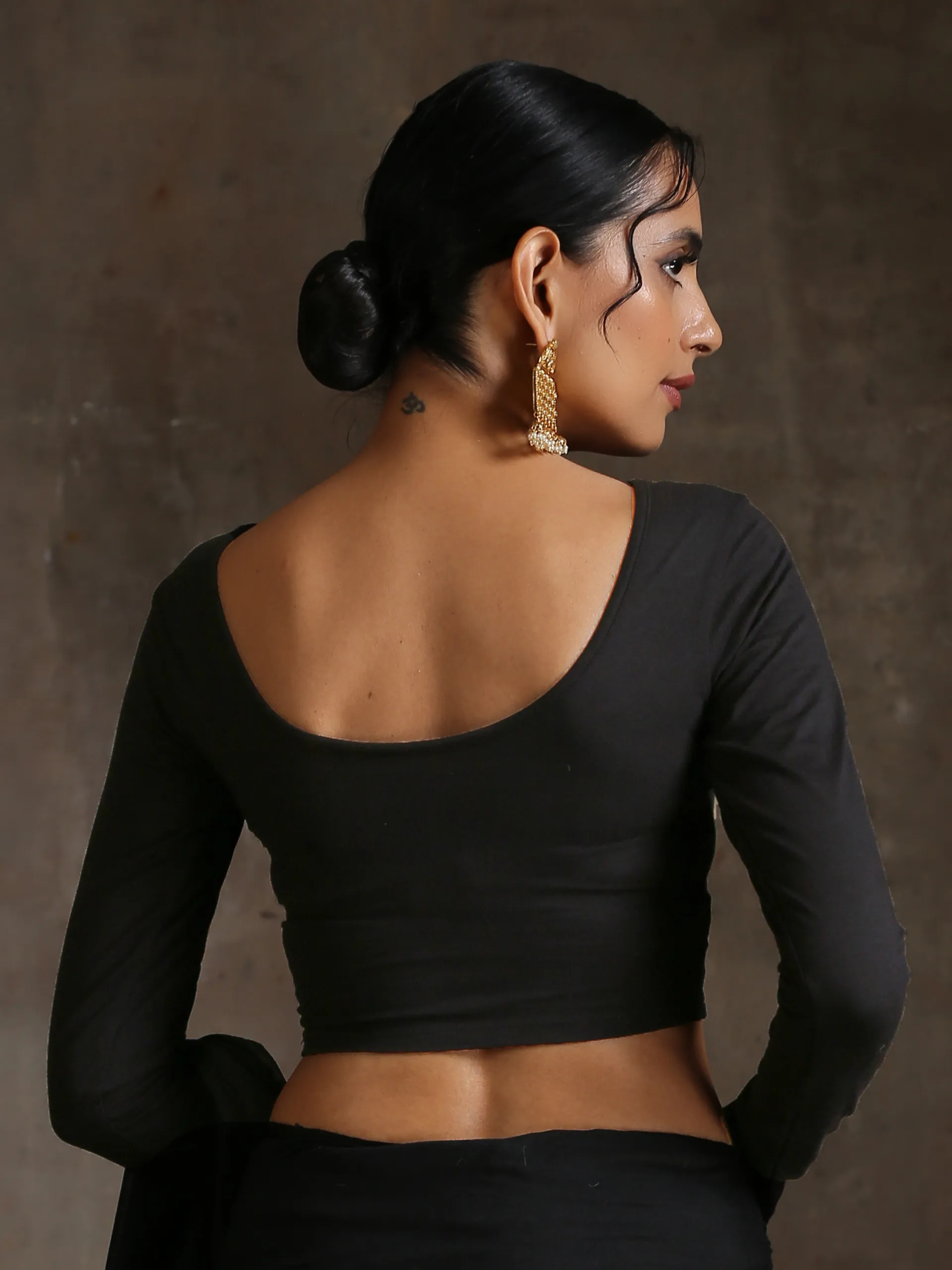 Blouse - Stretchy Black LONG Sleeve Blouse