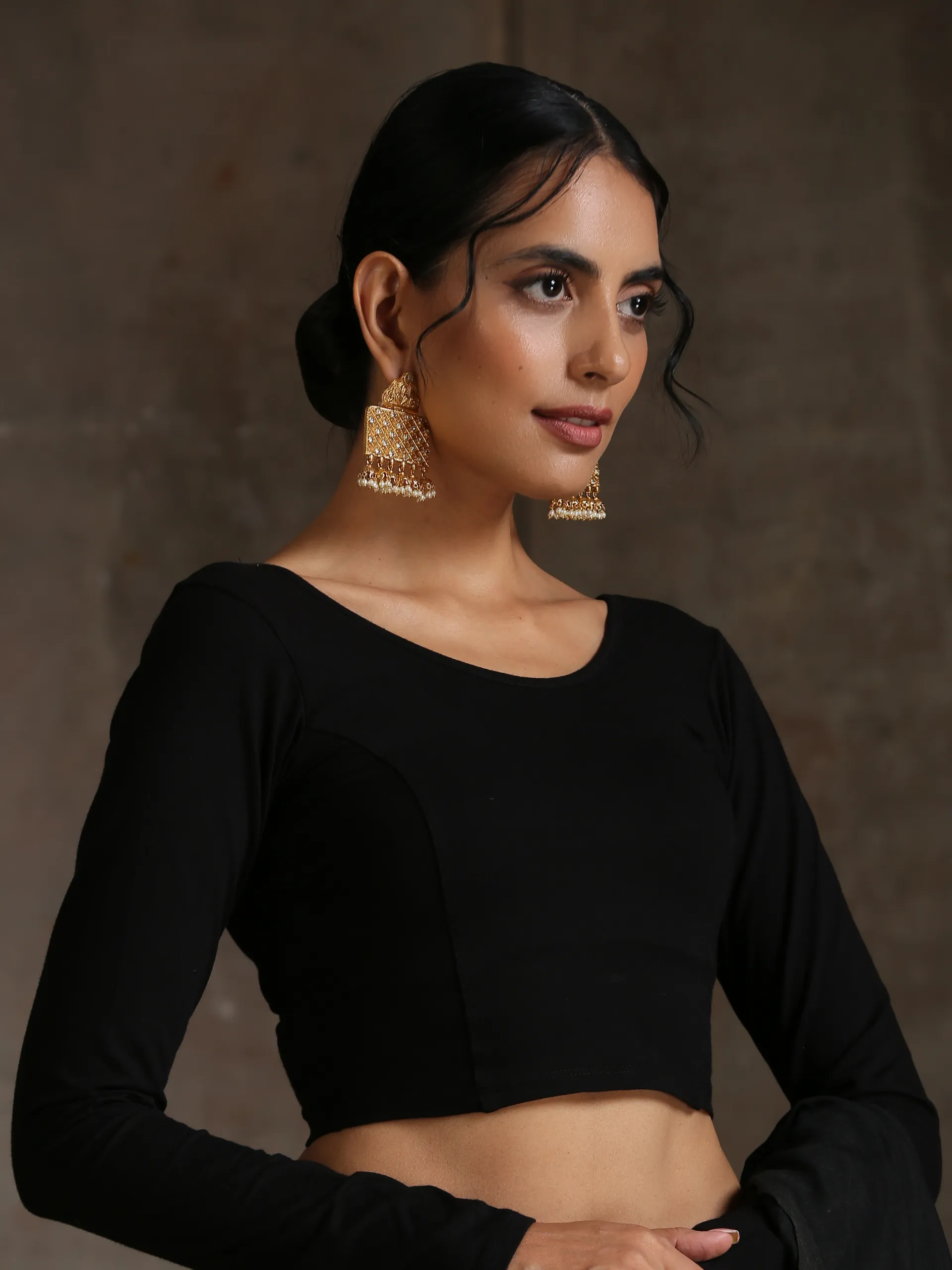 Blouse - Stretchy Black LONG Sleeve Blouse