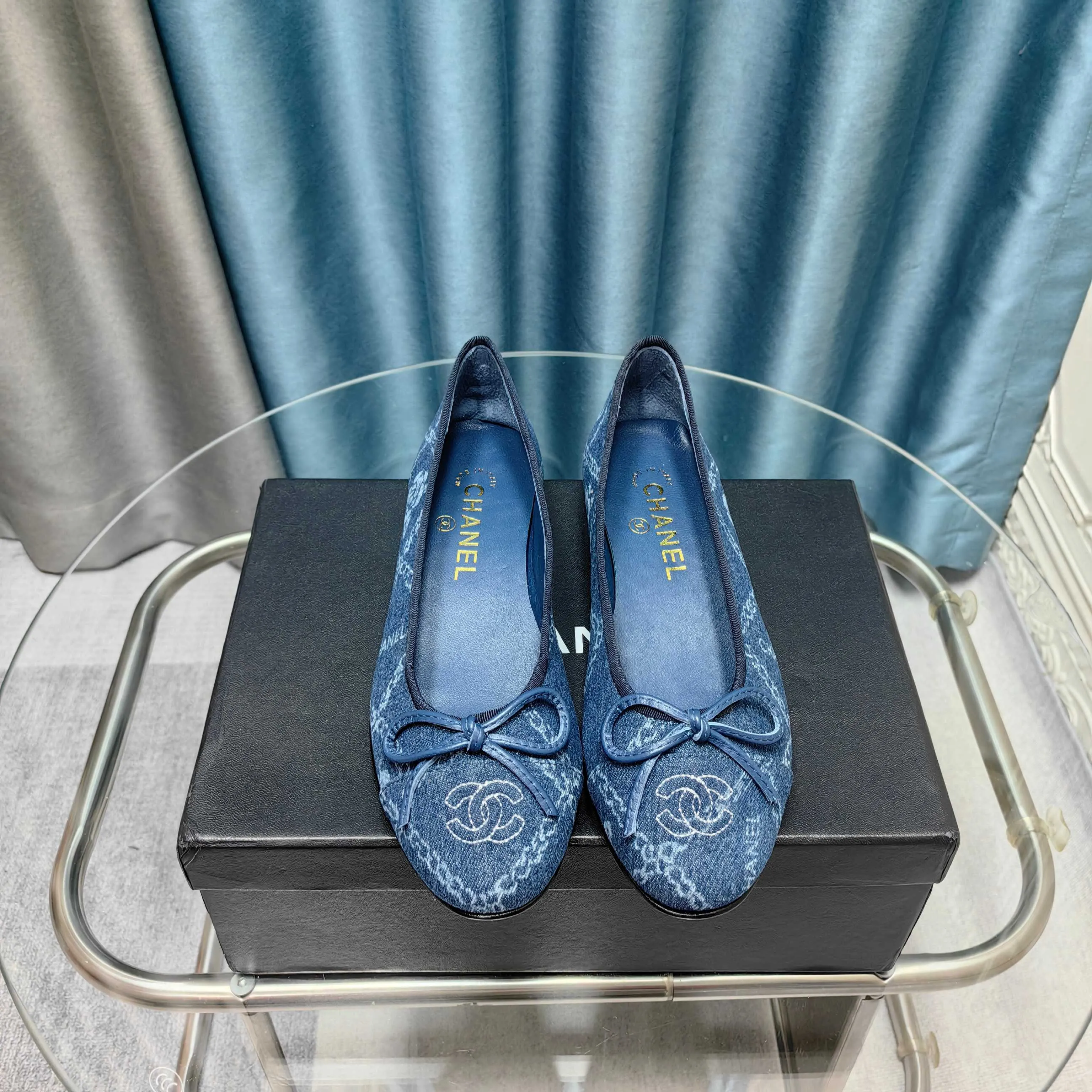 CC 25P Ballet Flat Blue Denim Flower