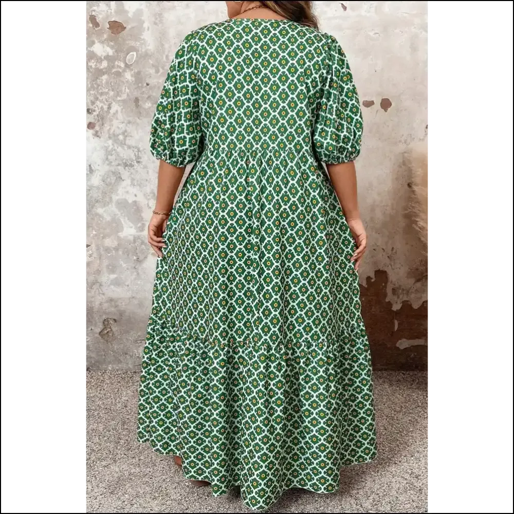 Chic Green Geometric Floral Maxi Dress: Look  Good, Hide the Snacks Needful Things 👗