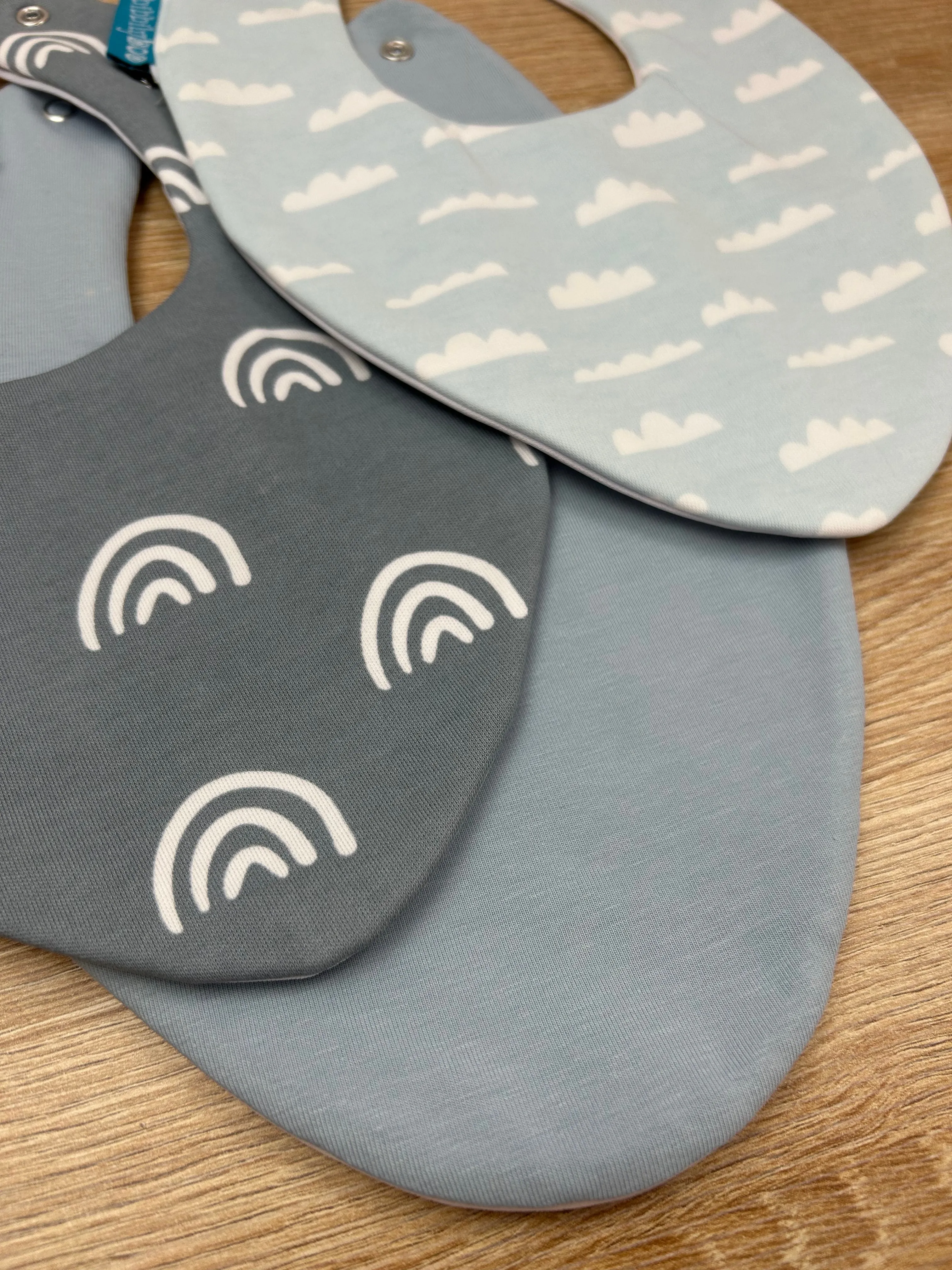 Cloud Waterproof Dribble Bib