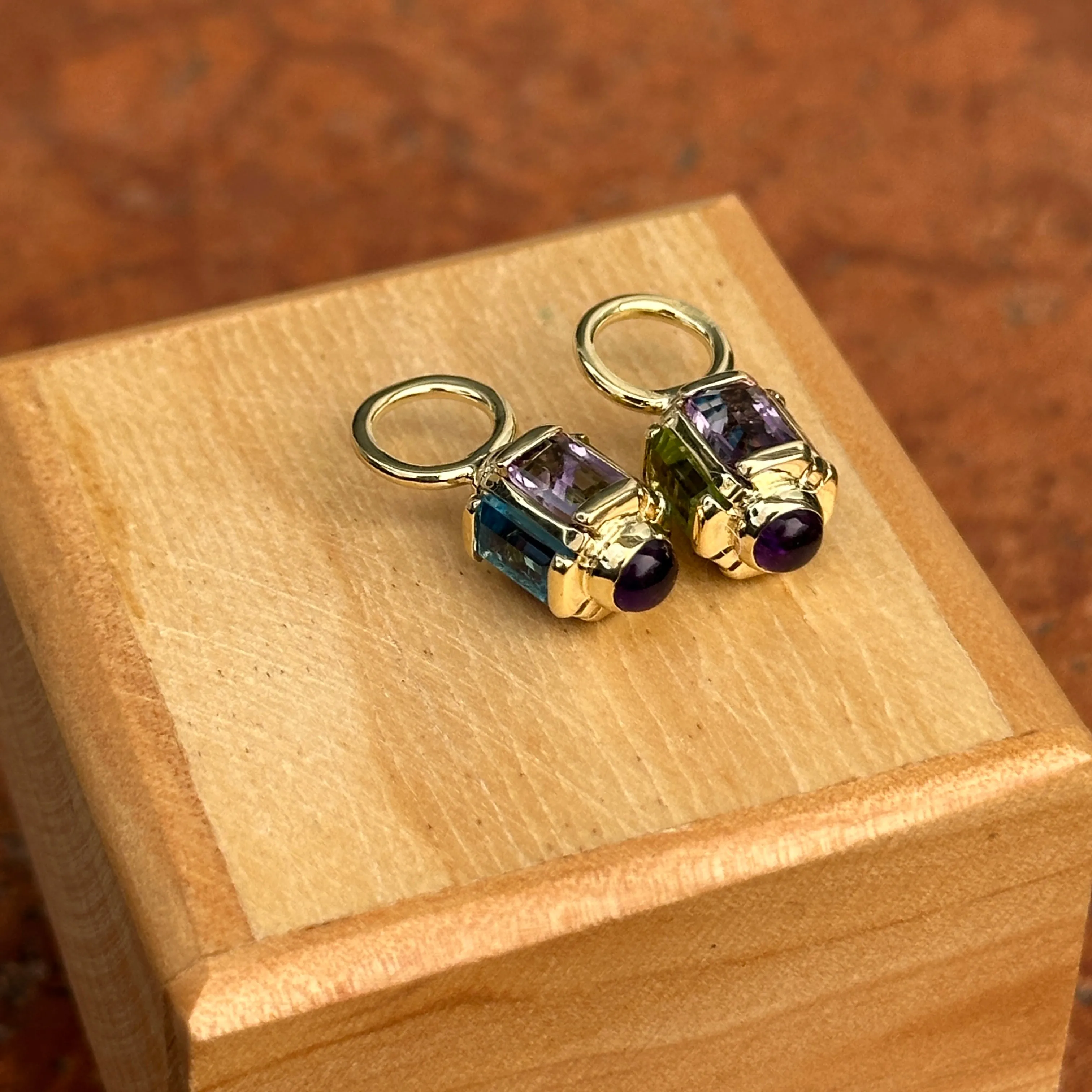 Estate 14KT Yellow Gold Multi-Gemstone Cylinder Earring Charms
