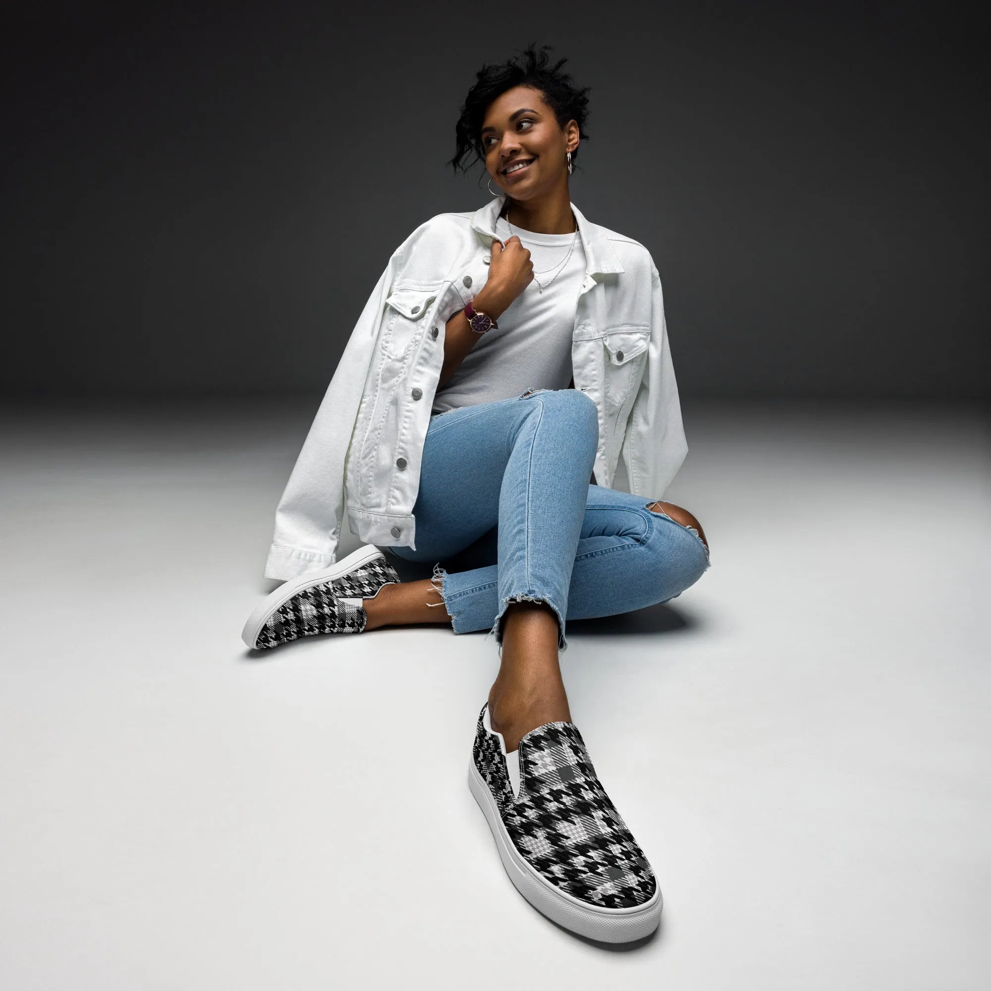 Houndstooth Harmony Slip-on Canvas Shoes