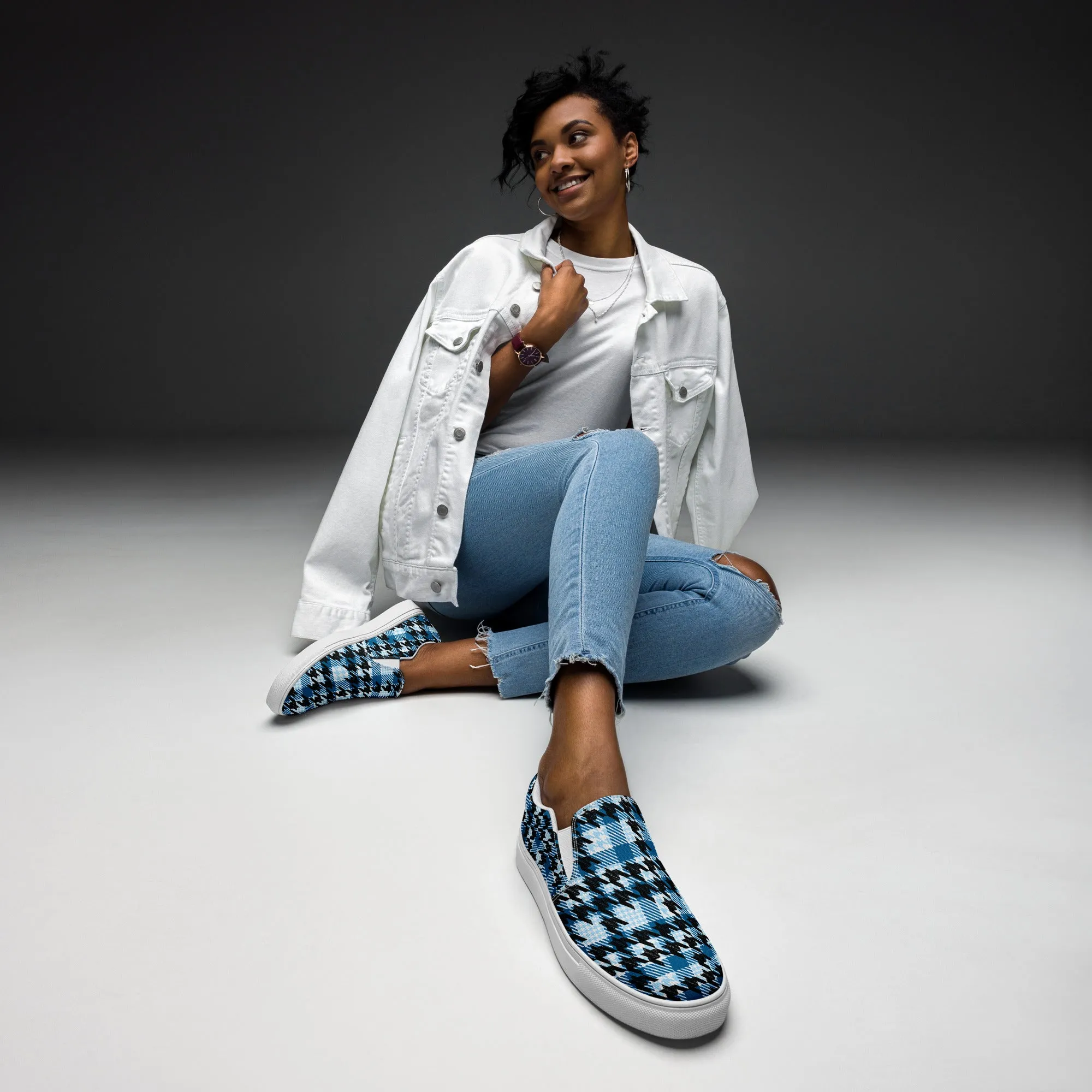 Houndstooth Harmony Slip-on Canvas Shoes
