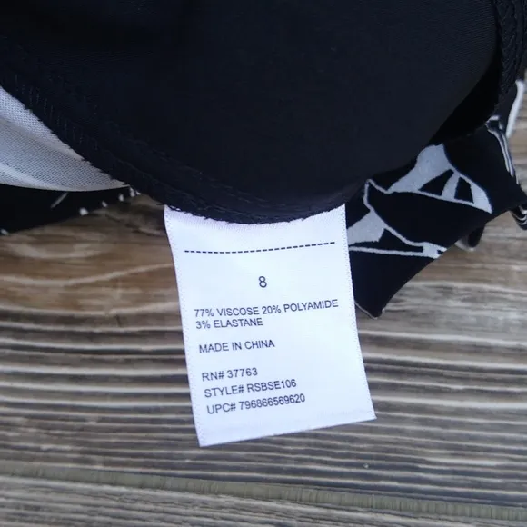 New Rafaella Black &amp; White Hawaiian Stretchy Shorts