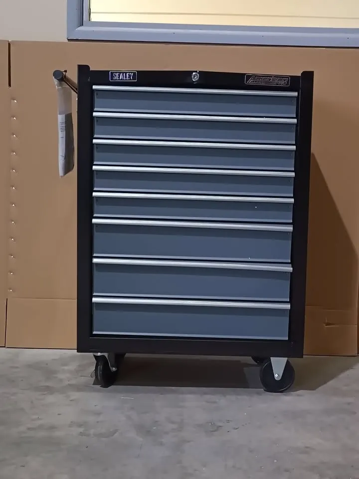 Sealey 8 Drawer Rollcab with 302pc Tool Kit - Black/Grey - D