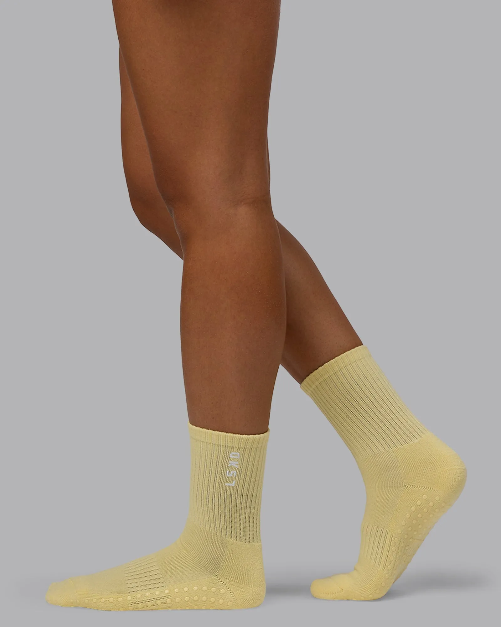 Signal Crew Pilates Grip Socks - Pale Yellow