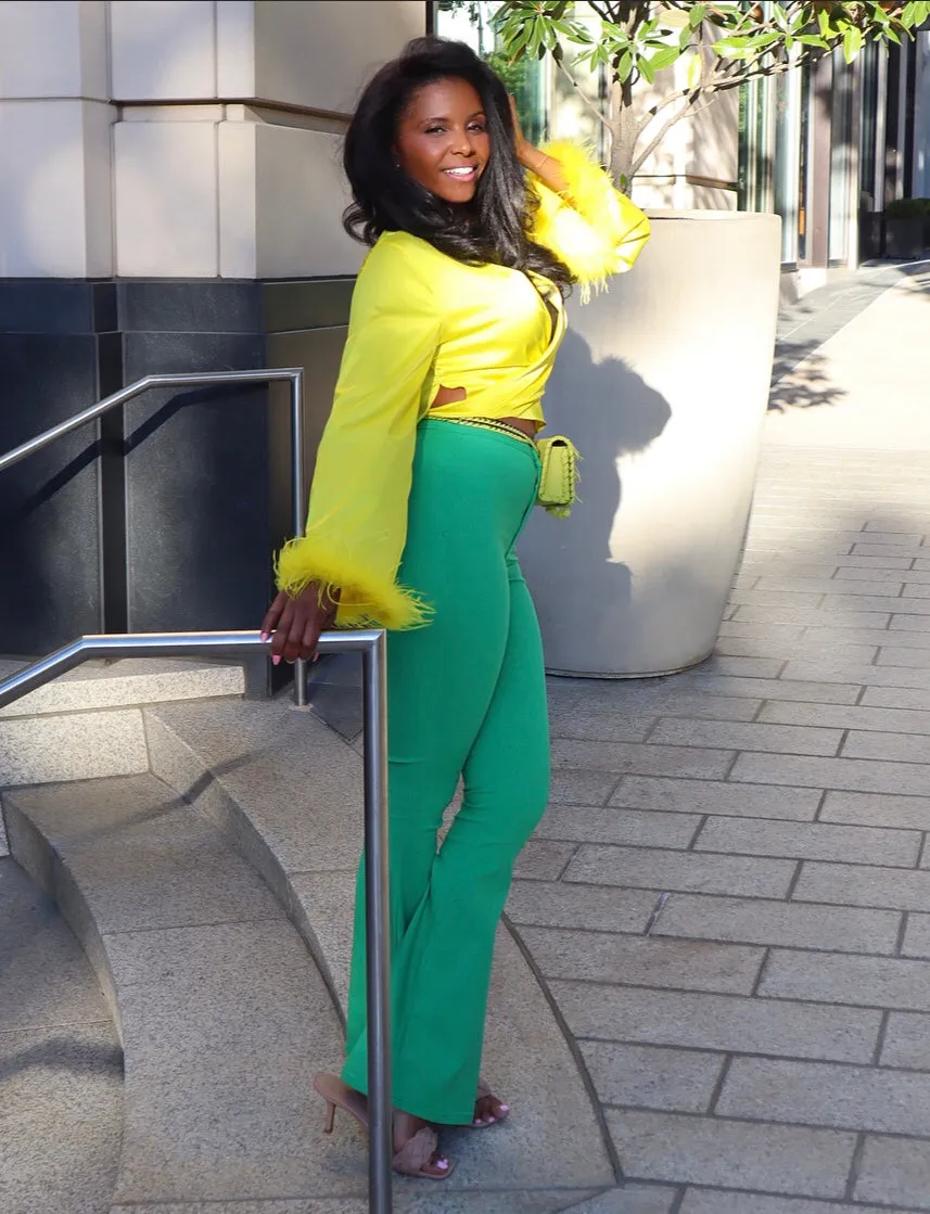 Super-Stretchy Flares KELLY GREEN