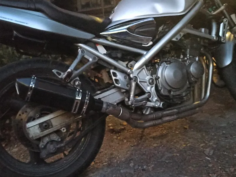 Suzuki Yamaha Honda Kawasaki Motorcycle Slip-On Exhaust Muffler